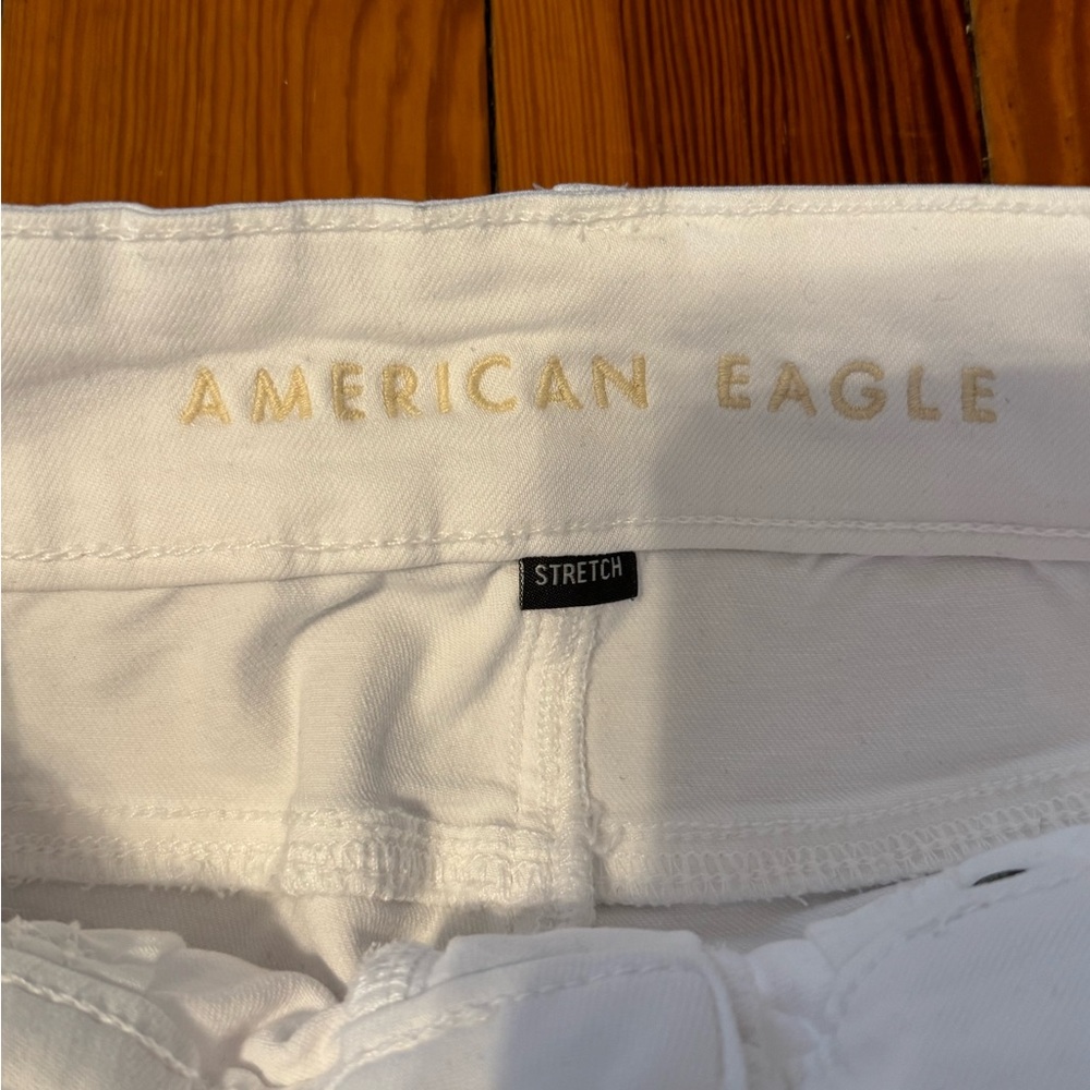 American Eagle Outfitters White Flare Wide Leg Jeans - Picture 4 of 6